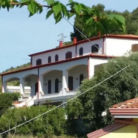 Ferienwohnung Fur 4 Personen Ca 90 Qm In Marina Di Fuscaldo, Kalabrien Provinz Cosenza Fuscaldo