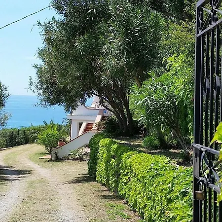 Ferienwohnung Fur 4 Personen Ca 90 Qm In Marina Di Fuscaldo, Kalabrien Provinz Cosenza *